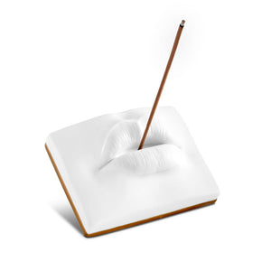 
            
                Load image into Gallery viewer, INCENSE HOLDER - SMOKING LIPS
            
        